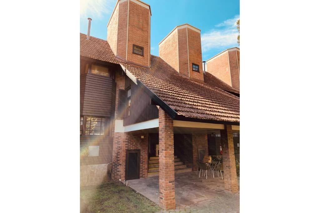434 Casa Geminada No Centro De Gramado 8 Pessoas Exteriér fotografie